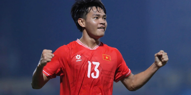 Top 10 Cầu Thủ Trẻ Việt Nam Xuất Ngoại