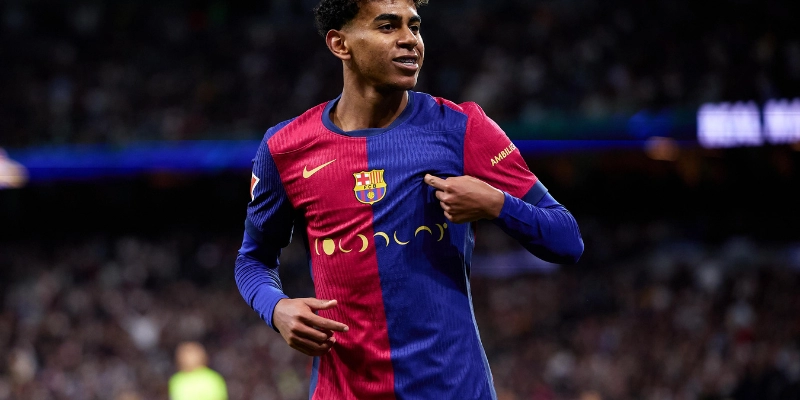 Kỷ Lục Chuyển Nhượng Của Lamine Yamal