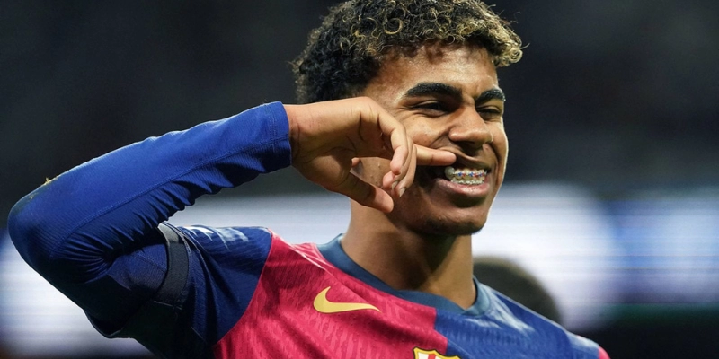 Kỷ Lục Chuyển Nhượng Của Lamine Yamal