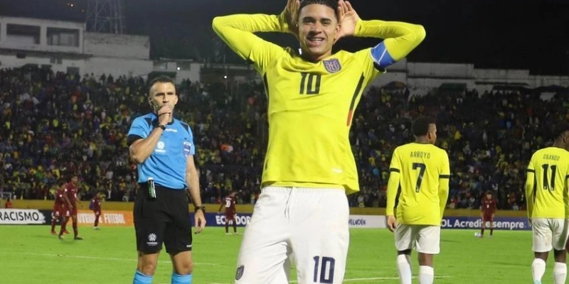 Cầu Thủ Trẻ Nam Mỹ